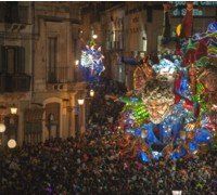 foto Carnaval más antiguo y famoso en Sicilia este año a Acireale