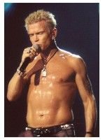 foto Billy Idol in concerto a Lucca