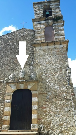 foto Chiesa San Giovanni Evangelista e stemma Paternò-Castello ad Aidone Enna