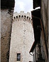Medici-Turm in Santo Stefano di Sessanio Aquila